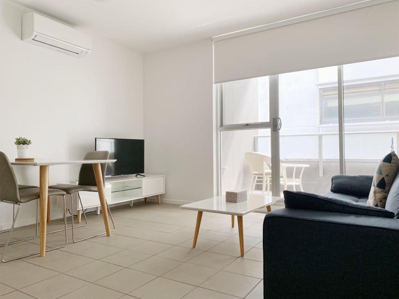 Poplar Box Hill Apartment Екстер'єр фото